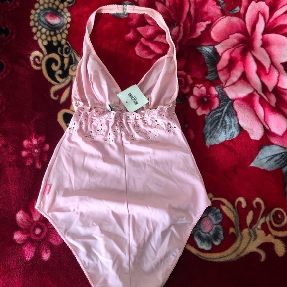 Super cute  original Y2K pink Moschino one piece swimsuit original price 260$ - Picture 4 of 4